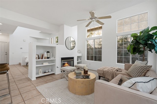 Detail Gallery Image 3 of 36 For 3015 E Avenida De Los Arboles, Thousand Oaks,  CA 91362 - 3 Beds | 2/1 Baths