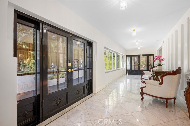 Detail Gallery Image 23 of 70 For 2065 E Altadena, Altadena,  CA 91001 - 7 Beds | 9 Baths