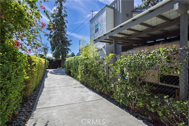 Detail Gallery Image 34 of 44 For 17442 Horace St, Granada Hills,  CA 91344 - 3 Beds | 3 Baths