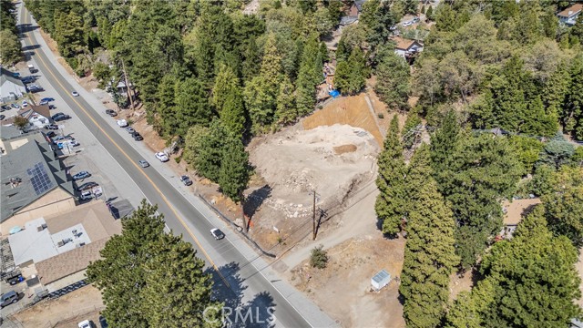 Detail Gallery Image 4 of 8 For 26600 Highway 18, Rimforest,  CA 92378 - – Beds | – Baths