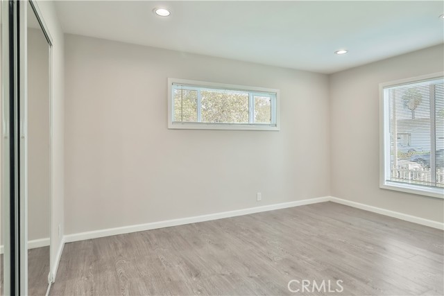 Detail Gallery Image 18 of 41 For 21053 Burton St, Canoga Park,  CA 91304 - 3 Beds | 2 Baths