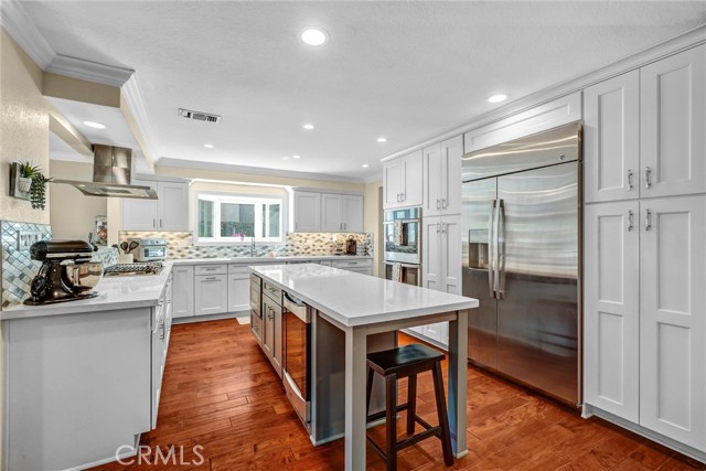 Detail Gallery Image 12 of 65 For 11872 Reagan, Los Alamitos,  CA 90720 - 4 Beds | 5 Baths