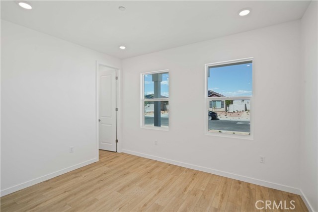 3254 Garnet Lane, Lancaster CA: https://media.crmls.org/medias/9d17ed02-df7d-4804-ab06-34aa379a23b9.jpg