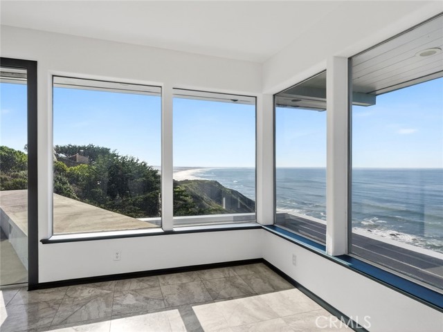 Detail Gallery Image 9 of 50 For 14800 Navarro, Manchester,  CA 95459 - 4 Beds | 3 Baths