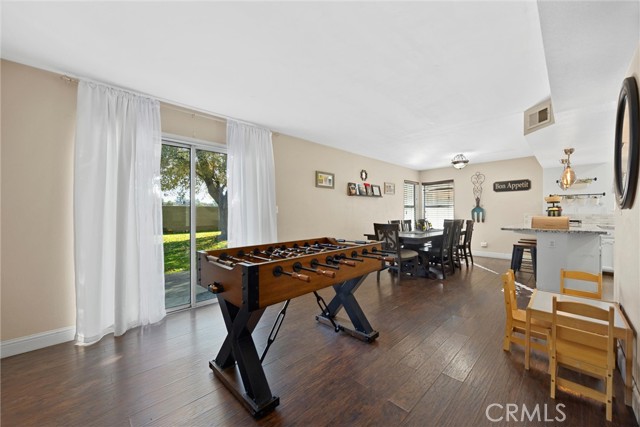 Detail Gallery Image 12 of 43 For 7605 Carson Hill Ct, Bakersfield,  CA 93313 - 4 Beds | 2/1 Baths