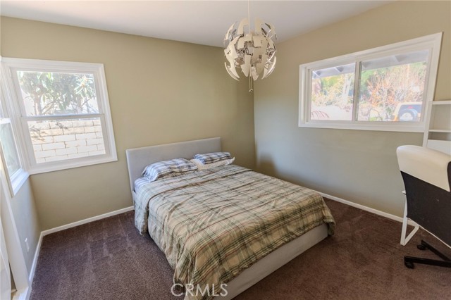 Detail Gallery Image 18 of 26 For 1724 Sombra Dr, Glendale,  CA 91208 - 3 Beds | 2 Baths