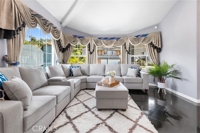 Detail Gallery Image 5 of 63 For 15331 Lillian Pl, Hacienda Heights,  CA 91745 - 5 Beds | 4 Baths