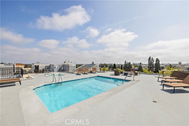 1830 Westholme Avenue, Los Angeles CA: https://media.crmls.org/medias/9d1a3233-d413-4aac-bb7c-834a4a803fda.jpg