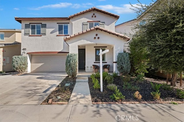 Detail Gallery Image 5 of 44 For 19435 Fortunello Ave, Riverside,  CA 92508 - 4 Beds | 3 Baths