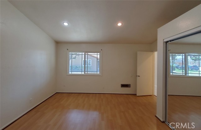 Detail Gallery Image 10 of 34 For 10532 Royal Oak, Stanton,  CA 90680 - 4 Beds | 2 Baths