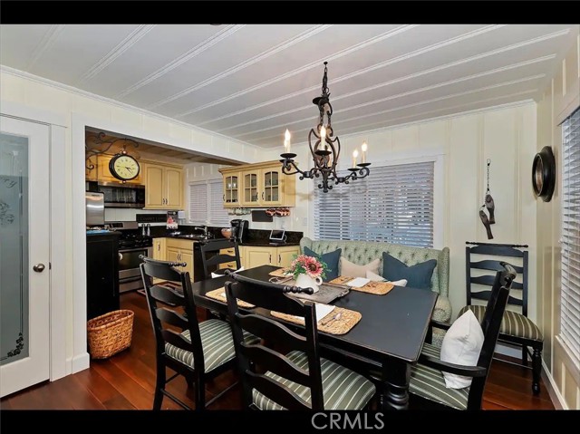 855 Lake Drive, Lake Arrowhead CA: https://media.crmls.org/medias/9d1c92d9-ab43-4c42-9047-883ef599e8fc.jpg