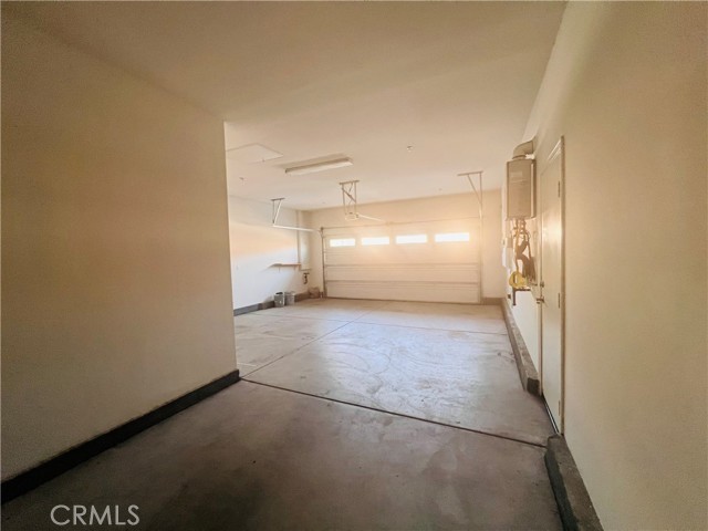Detail Gallery Image 36 of 39 For 7868 Sea Salt Ave, Fontana,  CA 92336 - 4 Beds | 3/1 Baths