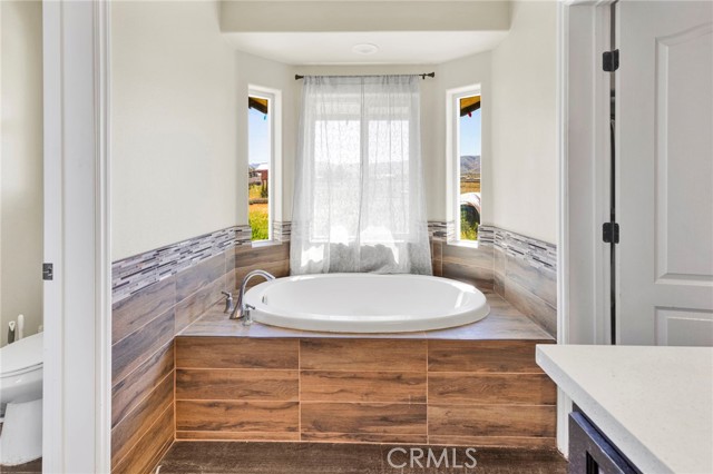 Detail Gallery Image 18 of 52 For 23661 Laurel, Apple Valley,  CA 92308 - 4 Beds | 3 Baths