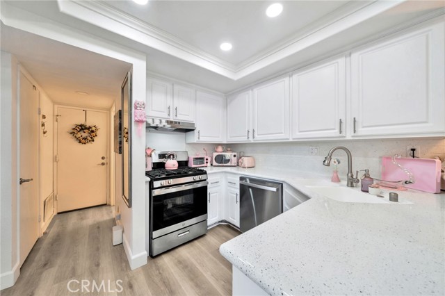 Detail Gallery Image 8 of 30 For 5151 Walnut Ave #34,  Irvine,  CA 92604 - 2 Beds | 2/1 Baths