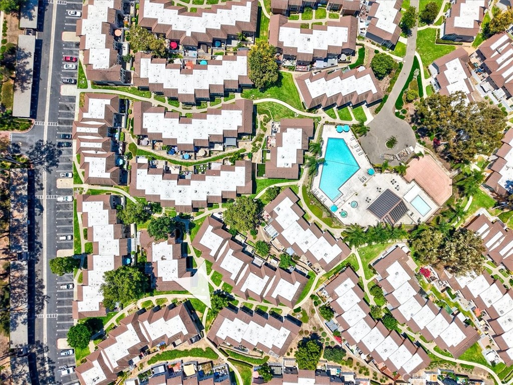 https://media.crmls.org/medias/9d1ed454-8752-4a04-9c82-1855ef667dbb.jpg?preset=X-Large