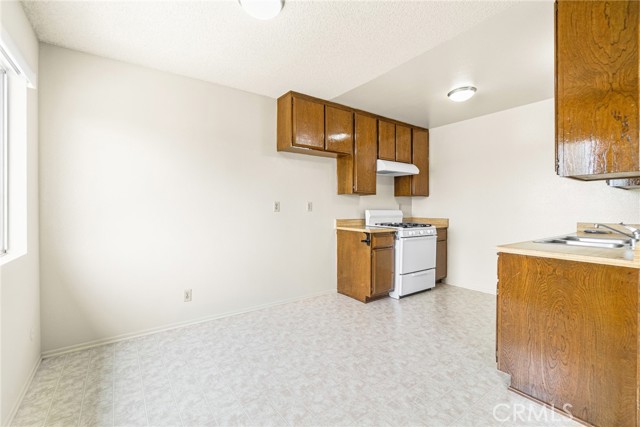 Detail Gallery Image 11 of 23 For 17128 S Dalton Ave, Gardena,  CA 90247 - – Beds | – Baths