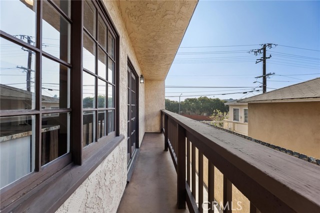 Detail Gallery Image 18 of 35 For 1515 Artesia #2,  Manhattan Beach,  CA 90266 - 2 Beds | 3 Baths