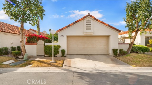 Detail Gallery Image 2 of 15 For 43635 Calle Las Brisas, Palm Desert,  CA 92211 - 3 Beds | 2 Baths