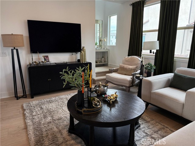 Front Image Thumbnail for CROC25267715