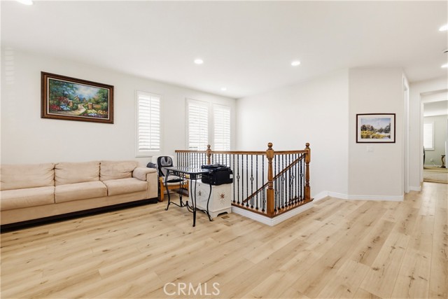 Detail Gallery Image 42 of 75 For 19721 Mathilde, Saugus,  CA 91350 - 5 Beds | 4 Baths