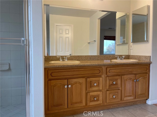 Detail Gallery Image 18 of 28 For 410 E Arrow Hwy, Upland,  CA 97186 - 3 Beds | 2/1 Baths