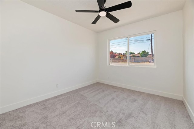 Detail Gallery Image 10 of 36 For 9567 51st St, Jurupa Valley,  CA 92509 - 6 Beds | 4 Baths