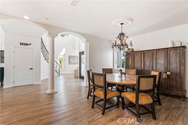 22941 Gold Rush Place, Canyon Lake CA: https://media.crmls.org/medias/9d230ab8-e284-4320-8f84-9a181b078952.jpg
