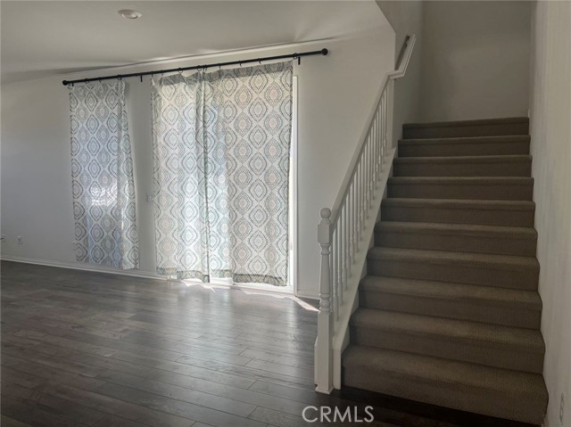 Detail Gallery Image 12 of 20 For 13084 Irisbend Ave, Corona,  CA 92880 - 3 Beds | 2/1 Baths