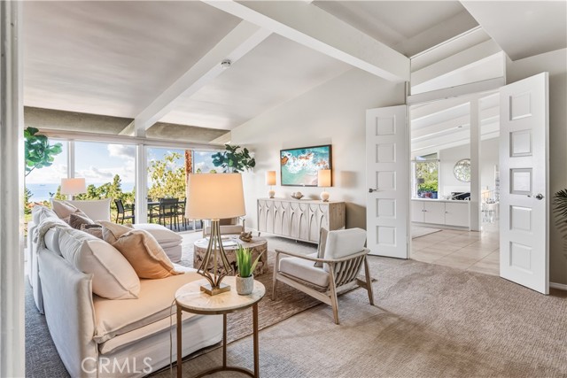 Detail Gallery Image 7 of 35 For 30175 Avenida Tranquila, Rancho Palos Verdes,  CA 90275 - 5 Beds | 2/1 Baths