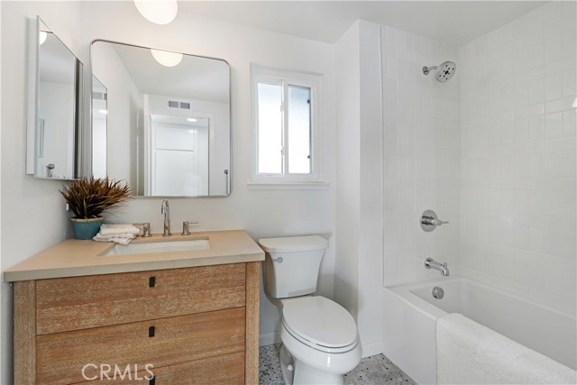 26342 Via Conchita, Mission Viejo CA: https://media.crmls.org/medias/9d24381b-38a6-4d1e-ba2c-b10d53d97380.jpg