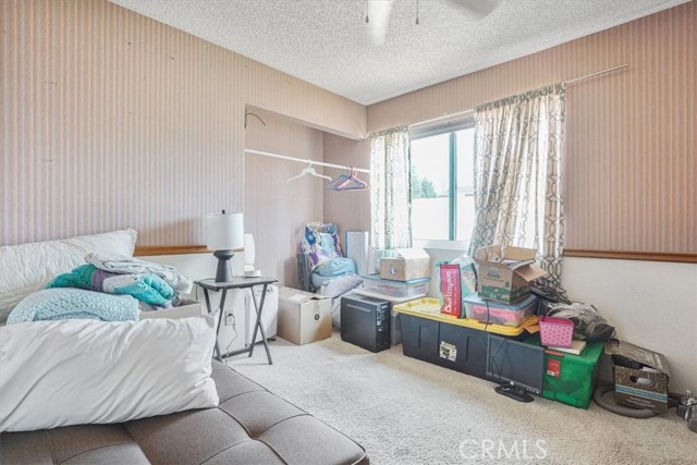 1991 Wren Avenue, Corona CA: https://media.crmls.org/medias/9d24c522-06f6-49b1-bf17-dde7a486ea23.jpg