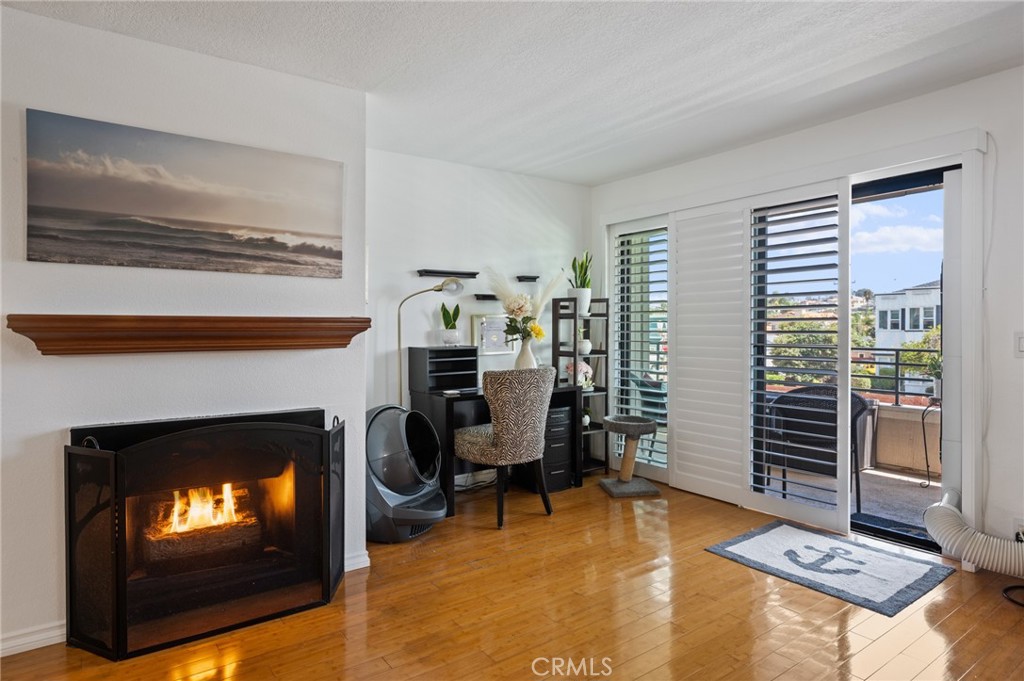 700 Esplanade 22, Redondo Beach, CA 90277