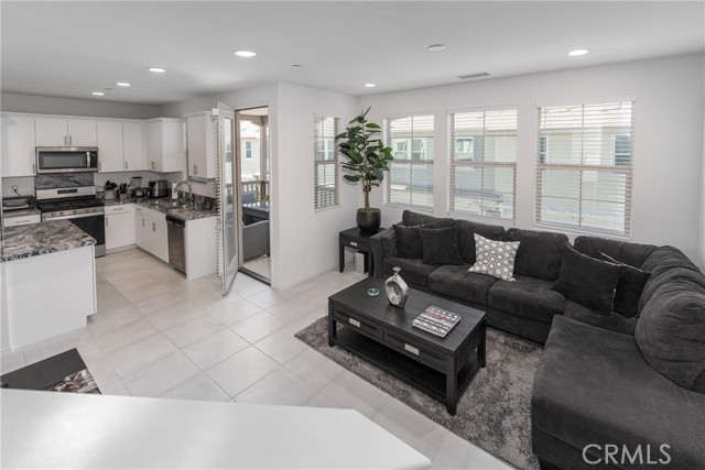 Detail Gallery Image 15 of 36 For 8474 Explorer, Chino,  CA 91708 - 2 Beds | 2/1 Baths