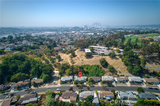 Detail Gallery Image 2 of 28 For 2107 Cyril Ave, Los Angeles,  CA 90032 - 3 Beds | 1 Baths