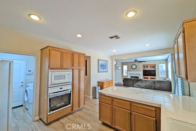 Detail Gallery Image 11 of 34 For 6130 Fairlane Ave, Corona,  CA 92880 - 4 Beds | 2/1 Baths