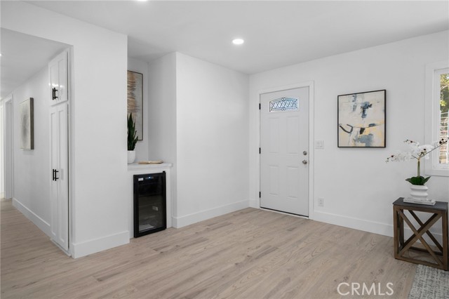 Detail Gallery Image 12 of 22 For 509 S Glenarbor, Santa Ana,  CA 92704 - 3 Beds | 2 Baths