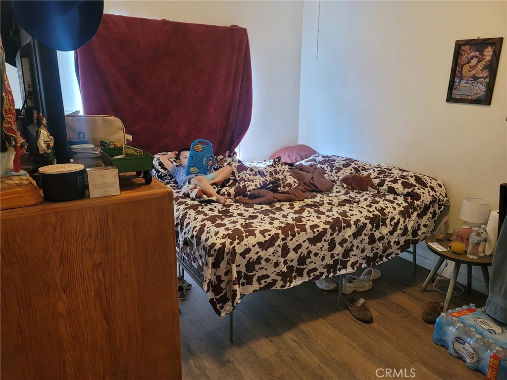 https://media.crmls.org/medias/9d27e60c-b154-42b2-9cd8-3910905f20b5.jpg?preset=X-Large