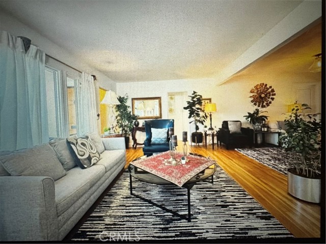 Detail Gallery Image 6 of 13 For 16816 Halper, Encino,  CA 91436 - 3 Beds | 2 Baths