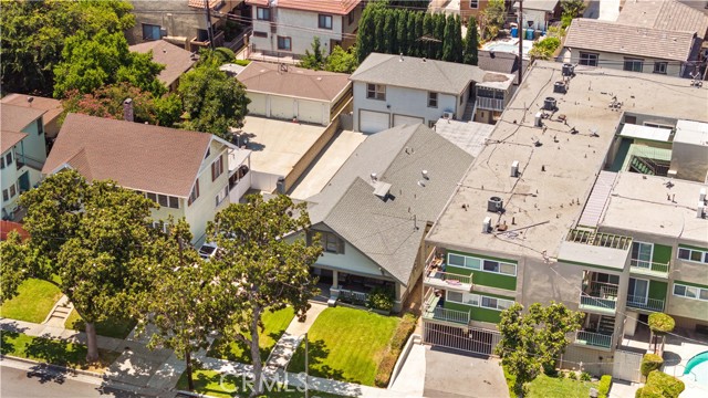 909 N. STONEMAN AVE, Alhambra CA: https://media.crmls.org/medias/9d299e98-15f3-4dd3-8b41-f1f21fe1a25d.jpg