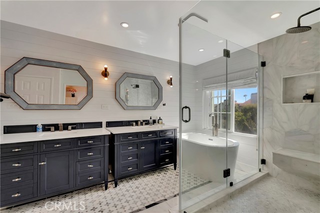 19325 Peachtree Lane, Huntington Beach CA: https://media.crmls.org/medias/9d29d837-22ac-4103-920d-0d6c74a1550d.jpg