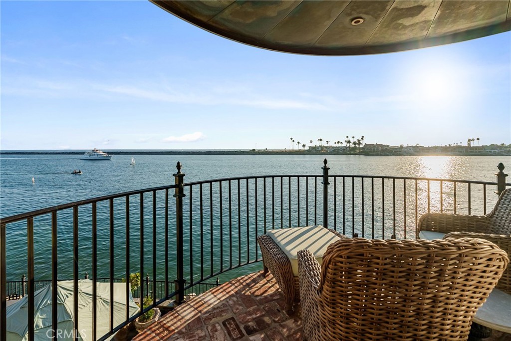 2719 Shell Street, Corona del Mar, CA 92625