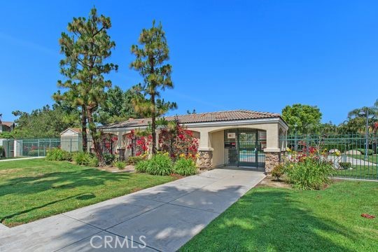 4516 Streamport Drive, Riverside CA: https://media.crmls.org/medias/9d2a5693-3199-4d43-bc54-51f3b6b87018.jpg