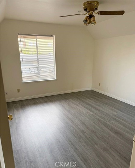 Detail Gallery Image 6 of 8 For 8889 Caminito Plaza Centro #7240,  San Diego,  CA 92122 - 1 Beds | 1 Baths