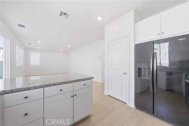 Detail Gallery Image 14 of 51 For 36631 Camino Springs, Murrieta,  CA 92563 - 4 Beds | 3 Baths