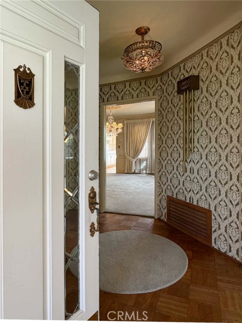 Detail Gallery Image 4 of 45 For 3985 Rice Rd, Riverside,  CA 92506 - 3 Beds | 2 Baths