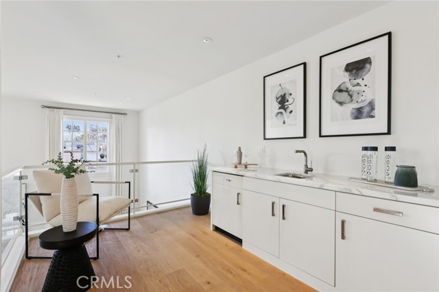 Detail Gallery Image 41 of 67 For 1040 4th #407,  Santa Monica,  CA 90403 - 3 Beds | 3/1 Baths