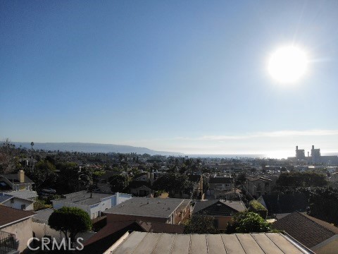 Detail Gallery Image 10 of 42 For 819 N. Maria, Redondo Beach,  CA 90277 - 3 Beds | 1 Baths