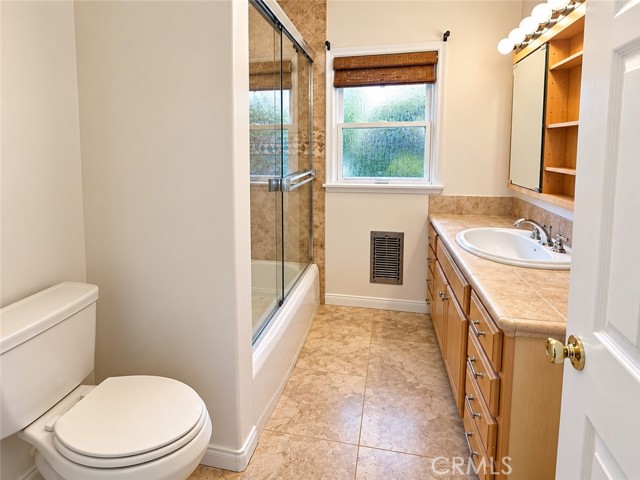 1104 North Screenland Drive photo 24