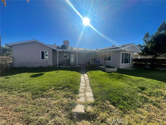 15900 Mesquite, Hesperia CA: https://media.crmls.org/medias/9d2dfd33-6b73-4602-8afa-0d136468eb40.jpg