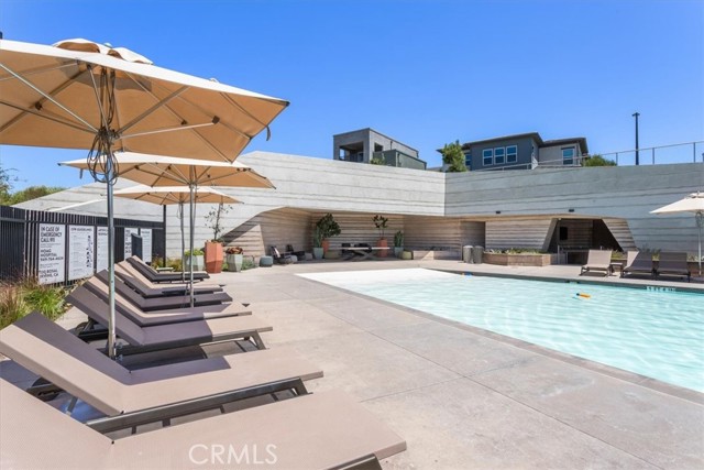 352 Merit, Irvine CA: https://media.crmls.org/medias/9d2f5ad9-2af2-4b03-9a94-ada58ece57f6.jpg